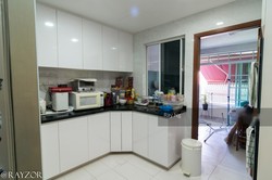 Kew Vale (D16), Terrace #202128812